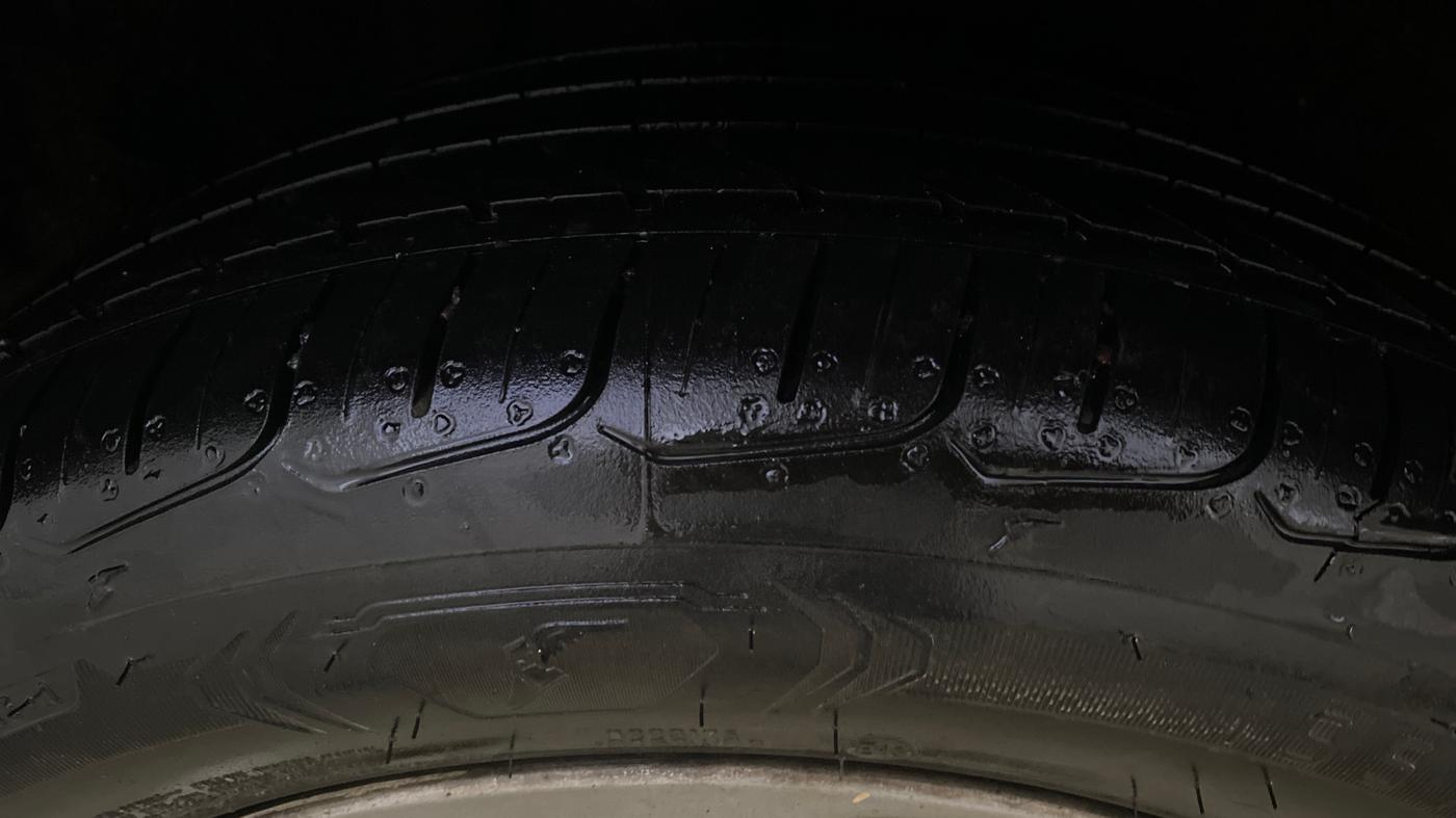 2016 Maruti Baleno ALPHA PETROL 1.2, Petrol, Manual, 43,896 km, Right Rear Tyre Tread