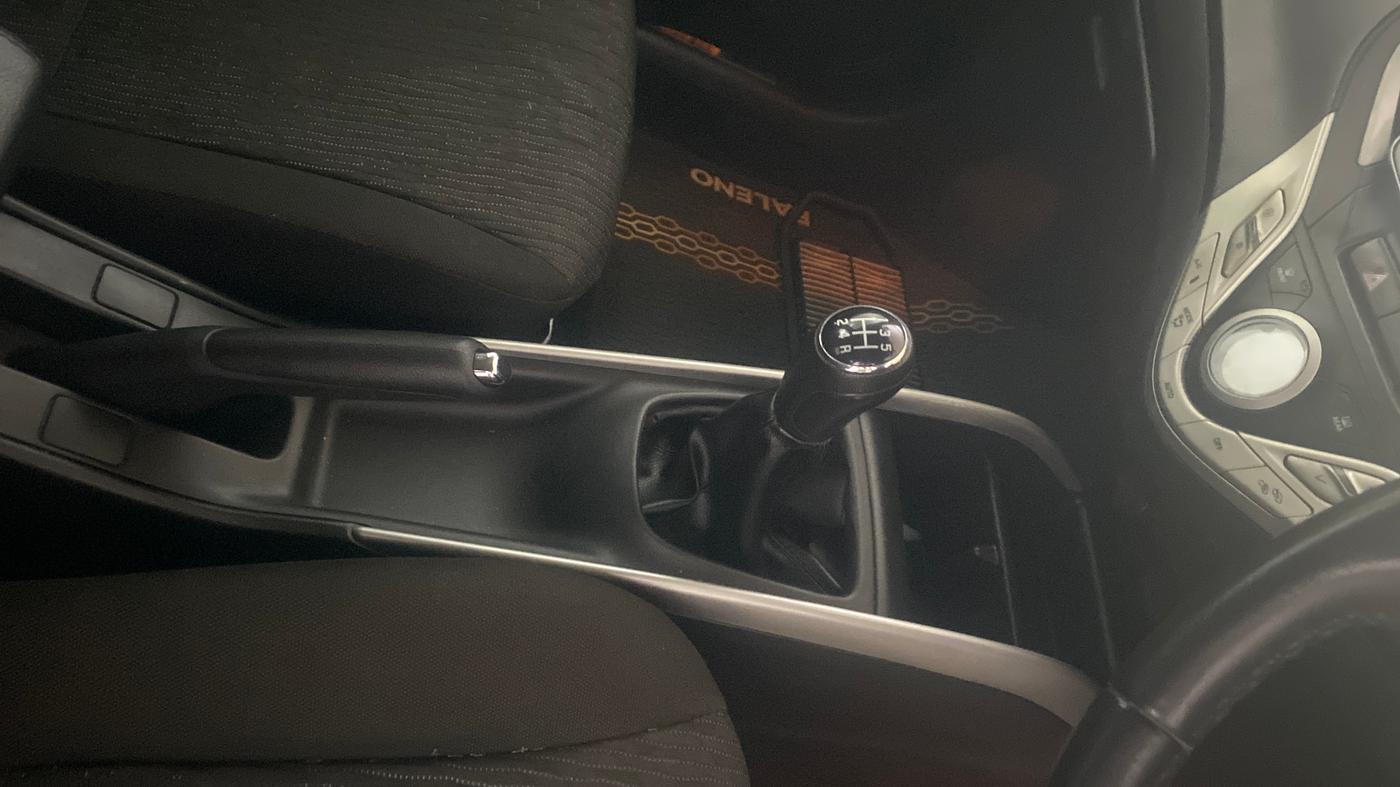 2016 Maruti Baleno ALPHA PETROL 1.2, Petrol, Manual, 43,896 km, Gear Lever