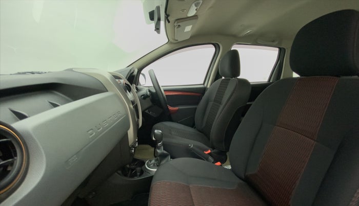 2017 Renault Duster RXS CVT, Petrol, Automatic, 35,359 km, Right Side Front Door Cabin