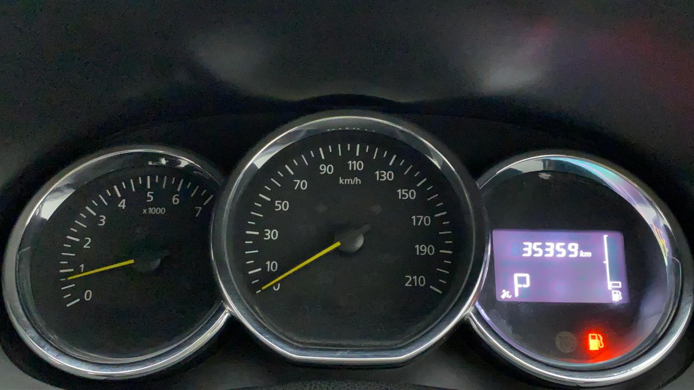 2017 Renault Duster RXS CVT, Petrol, Automatic, 35,359 km, Odometer Image