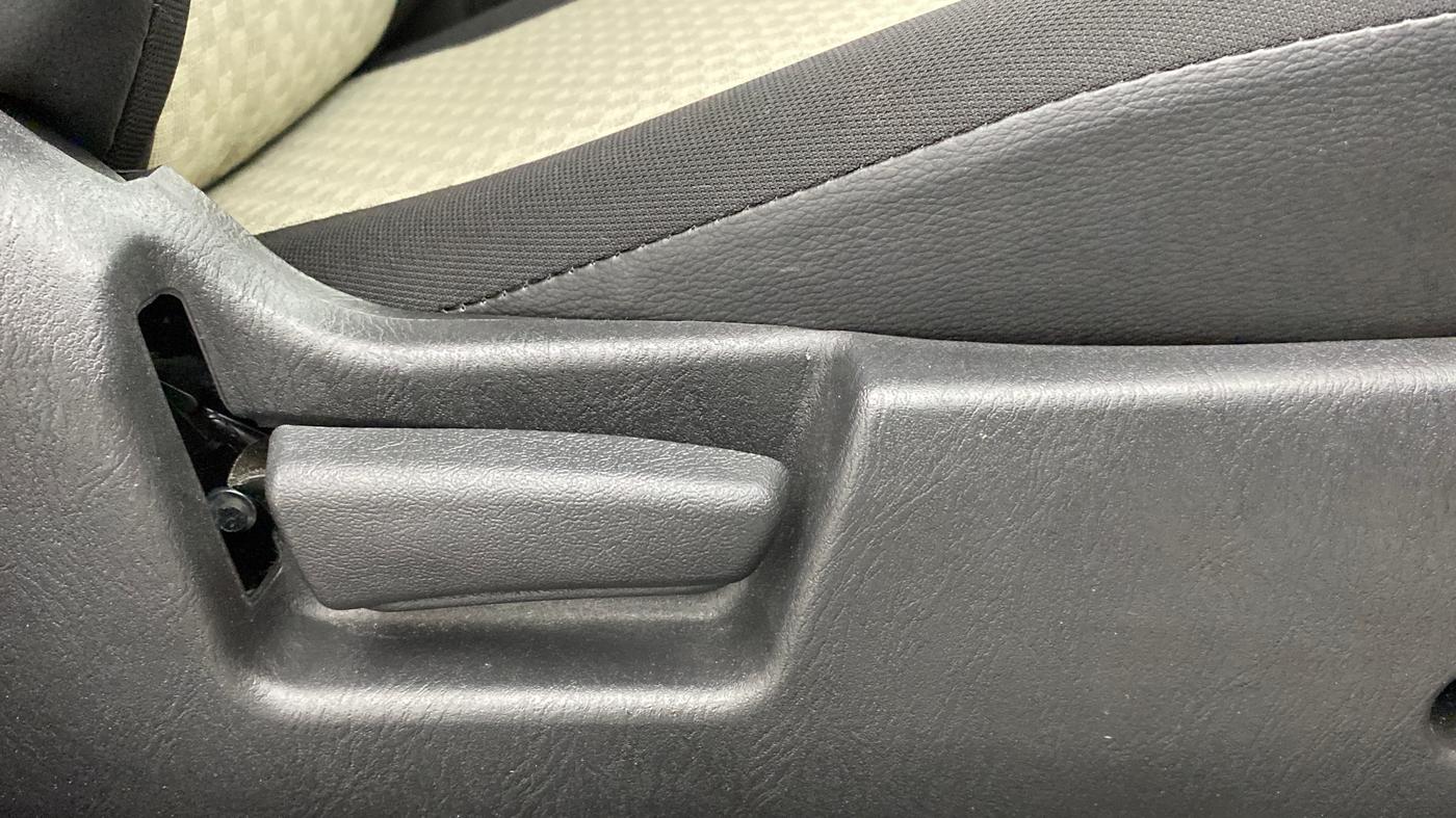 2021 Maruti Alto VXI PLUS, Petrol, Manual, 1,077 km, Driver Side Adjustment Panel