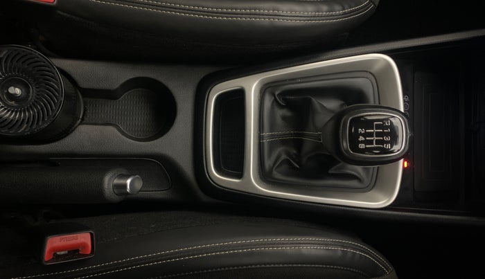 2019 Hyundai VENUE SX 1.0 (O) TURBO, Petrol, Manual, 30,983 km, Gear Lever