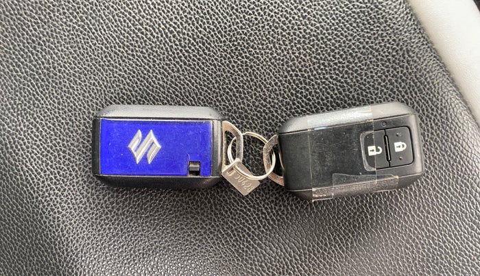 2021 Maruti Swift ZXI, Petrol, Manual, 22,516 km, Key Close Up