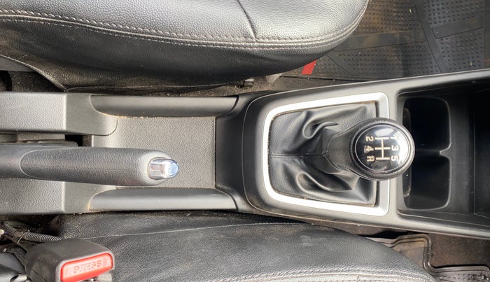 2021 Maruti Swift ZXI, Petrol, Manual, 22,516 km, Gear Lever