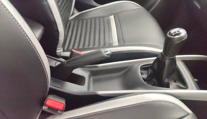 2017 Maruti Baleno DELTA DIESEL 1.3, Diesel, Manual, 49,954 km, Gear Lever