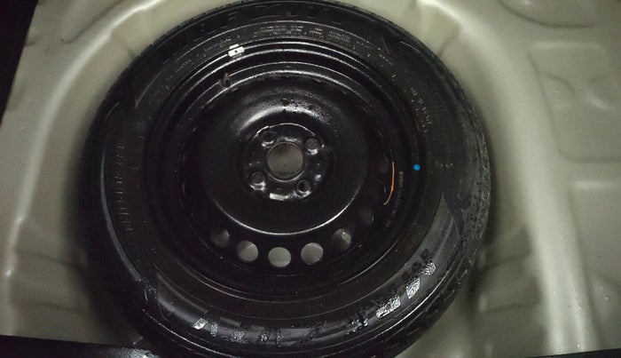 2017 Maruti Baleno DELTA DIESEL 1.3, Diesel, Manual, 49,954 km, Spare Tyre