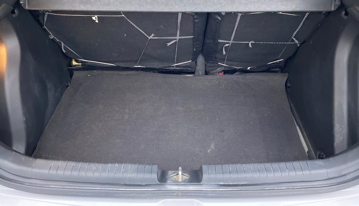 2016 Hyundai i20 Active 1.2 SX, Petrol, Manual, 12,119 km, Boot Inside View