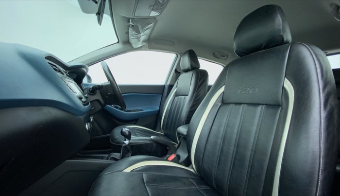 2016 Hyundai i20 Active 1.2 SX, Petrol, Manual, 12,119 km, Right Side Front Door Cabin View