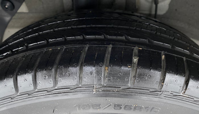 2016 Hyundai i20 Active 1.2 SX, Petrol, Manual, 12,119 km, Right Rear Tyre Tread