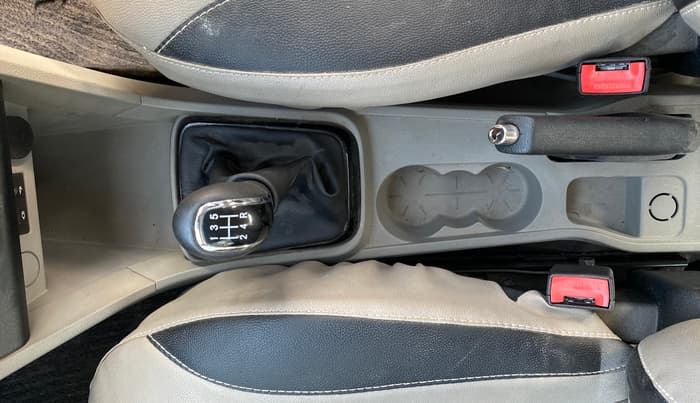 2018 Tata Tiago XZ PETROL, Petrol, Manual, 27,226 km, Gear Lever