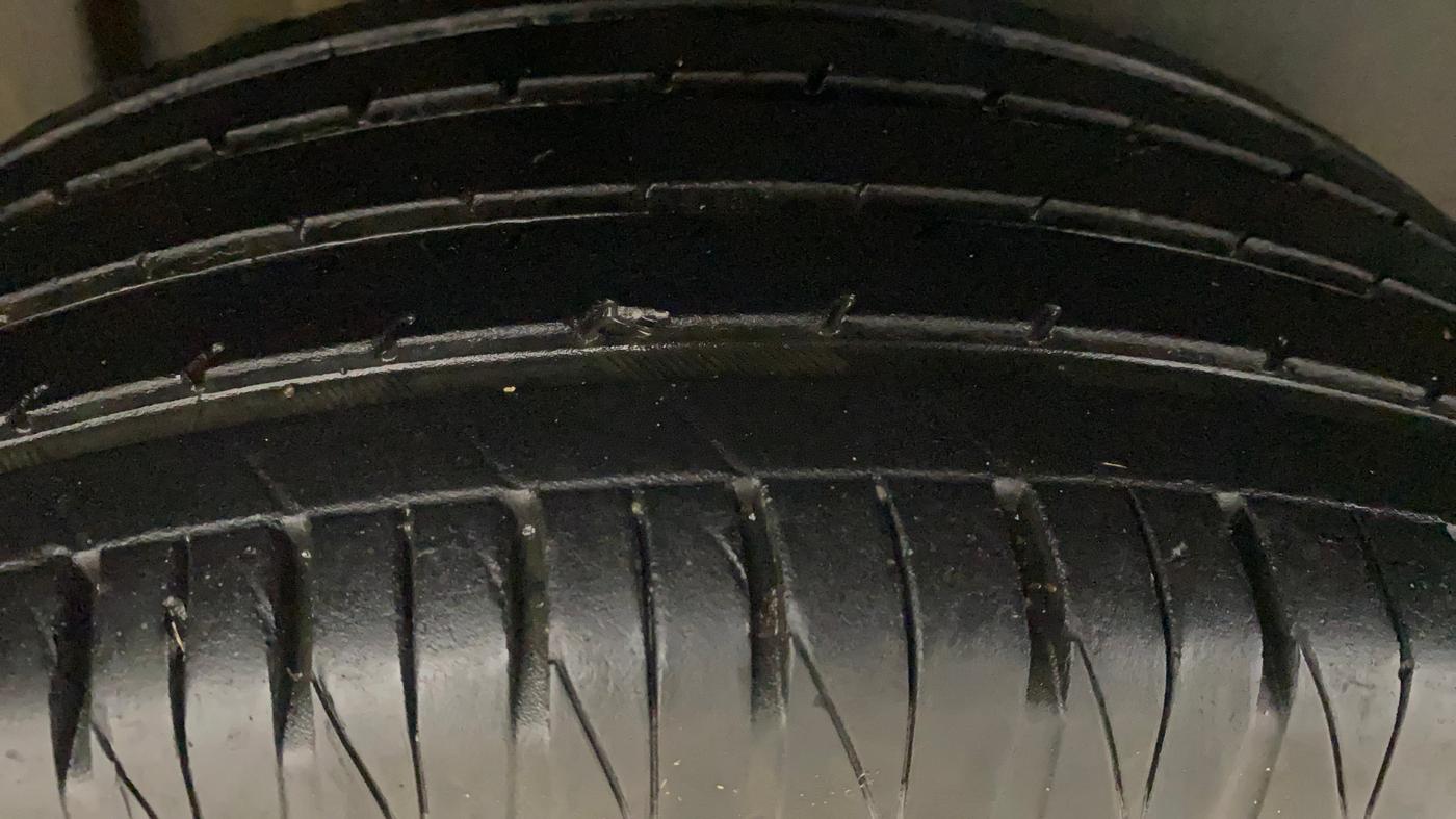 2022 Maruti BREZZA ZXI, Petrol, Manual, 26,789 km, Right Rear Tyre Tread