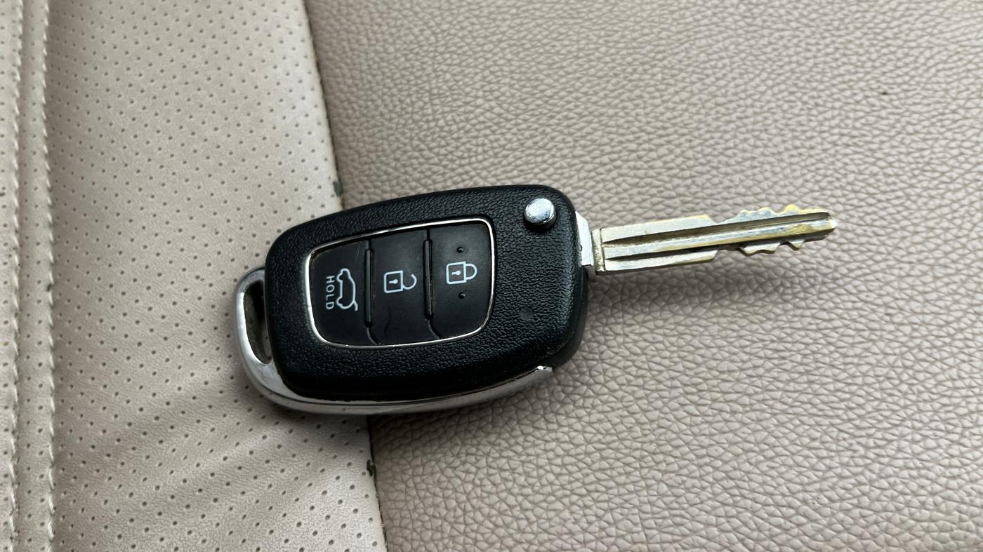 2016 Hyundai Creta S 1.6 PETROL, Petrol, Manual, 77,878 km, Key Close Up