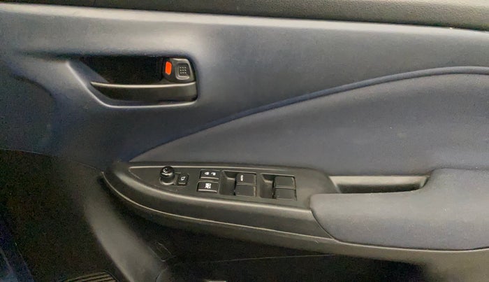 2022 Maruti Baleno DELTA PETROL 1.2, Petrol, Manual, 1,37,503 km, Driver Side Door Panels Control