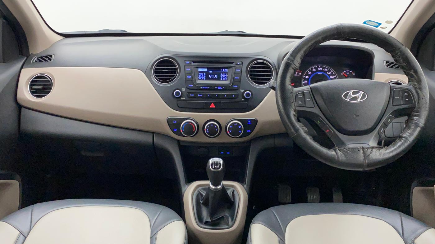 2015 Hyundai Grand i10 SPORTZ 1.2 KAPPA VTVT, Petrol, Manual, 48,303 km, Dashboard