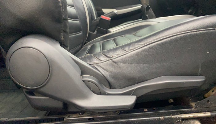 2017 Maruti Baleno ALPHA DIESEL 1.3, Diesel, Manual, 73,323 km, Driver Side Adjustment Panel