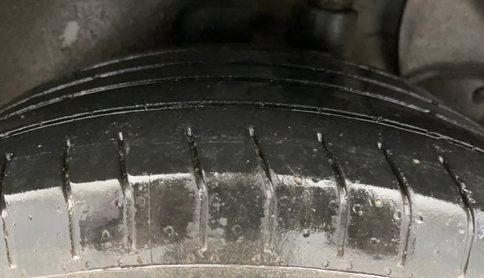 2018 Hyundai Creta E PLUS 1.6 PETROL, Petrol, Manual, 1,49,778 km, Left Rear Tyre Tread