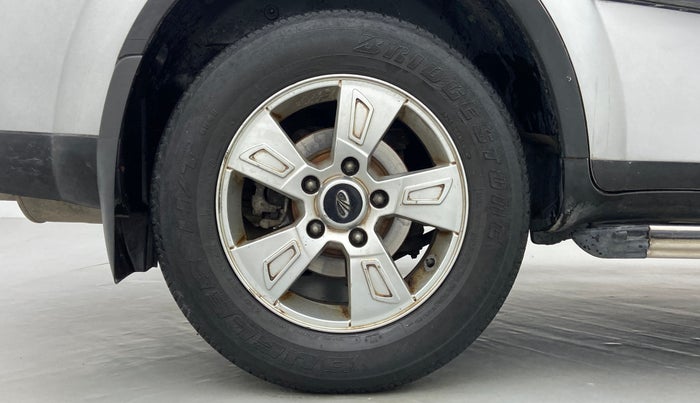2014 Mahindra XUV500 W8 FWD, Diesel, Manual, 83,931 km, Right Rear Wheel