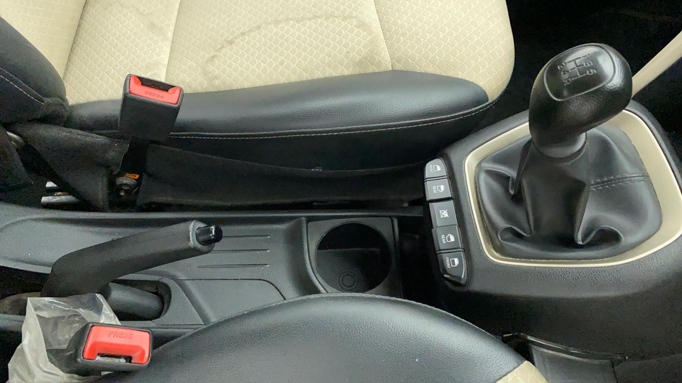 2019 Hyundai NEW SANTRO SPORTZ CNG, CNG, Manual, 59,157 km, Gear Lever