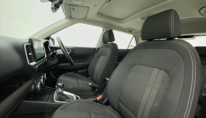 2019 Hyundai VENUE SX PLUS 1.0 TURBO DCT, Petrol, Automatic, 72,563 km, Right Side Front Door Cabin