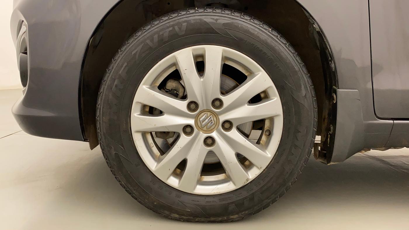 2016 Maruti Ertiga ZDI + SHVS, Diesel, Manual, 91,200 km, Left Front Wheel