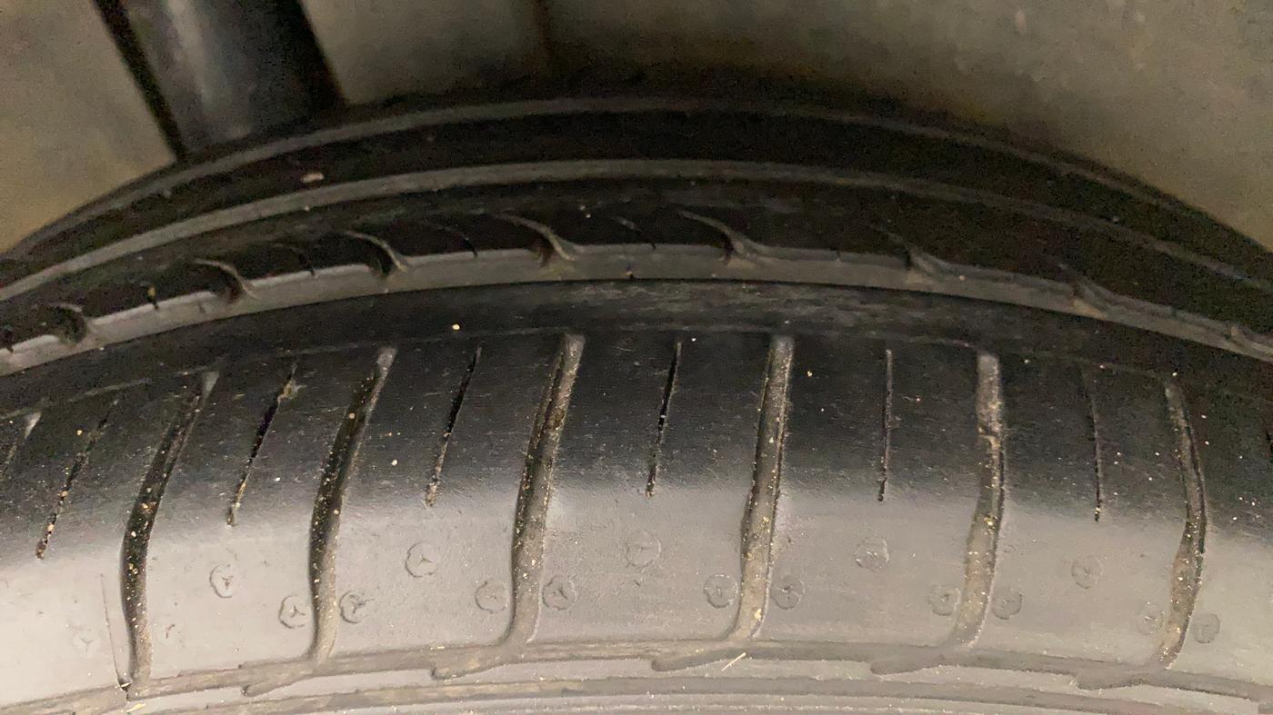2016 Maruti Ertiga ZDI + SHVS, Diesel, Manual, 91,200 km, Right Rear Tyre Tread