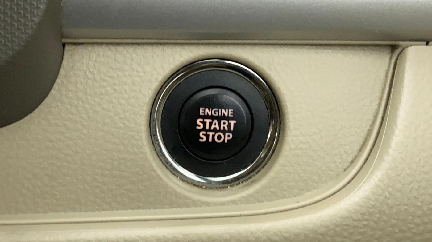2016 Maruti Ertiga ZDI + SHVS, Diesel, Manual, 91,200 km, Keyless Start/ Stop Button
