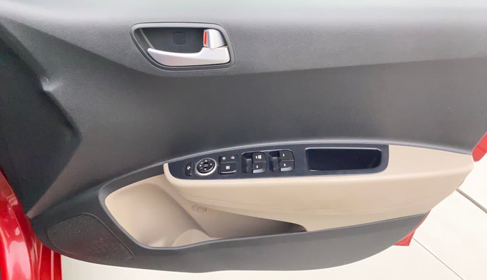 2018 Hyundai Grand i10 ASTA 1.2 KAPPA VTVT, Petrol, Manual, 40,888 km, Driver Side Door Panels Control