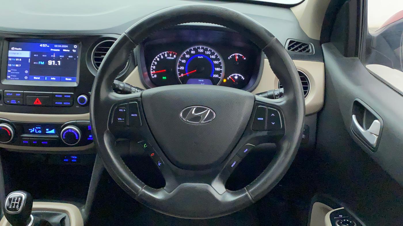 2018 Hyundai Grand i10 ASTA 1.2 KAPPA VTVT, Petrol, Manual, 40,888 km, Steering Wheel Close Up