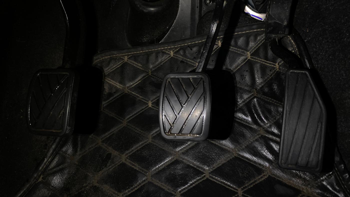 2022 Maruti IGNIS SIGMA 1.2, Petrol, Manual, 92,873 km, Pedals