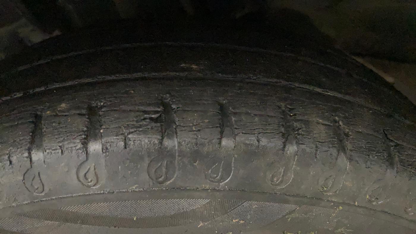 2019 Renault Kwid RXT 1.0 (O), Petrol, Manual, 74,041 km, Left Front Tyre Tread