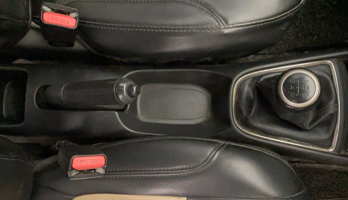 2021 Honda Amaze 1.2L I-VTEC VX, Petrol, Manual, 77,912 km, Gear Lever