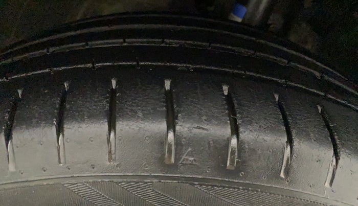 2018 Maruti Baleno ZETA PETROL 1.2, Petrol, Manual, 34,503 km, Right Rear Tyre Tread