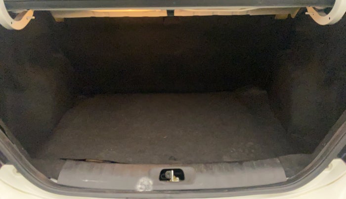 2016 Maruti Swift Dzire VXI AT, Petrol, Automatic, 14,010 km, Boot Inside
