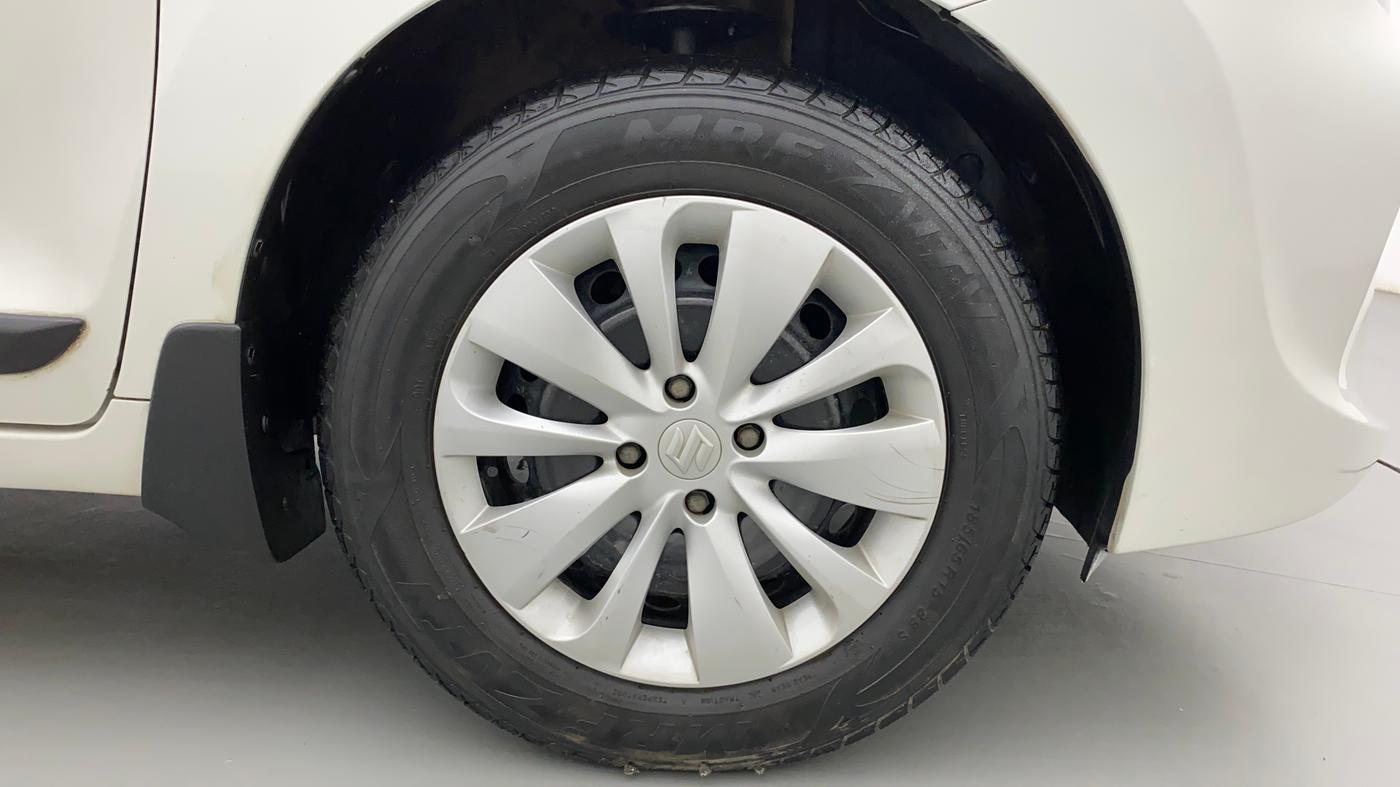 2016 Maruti Baleno DELTA PETROL 1.2, Petrol, Manual, 53,339 km, Right Front Wheel