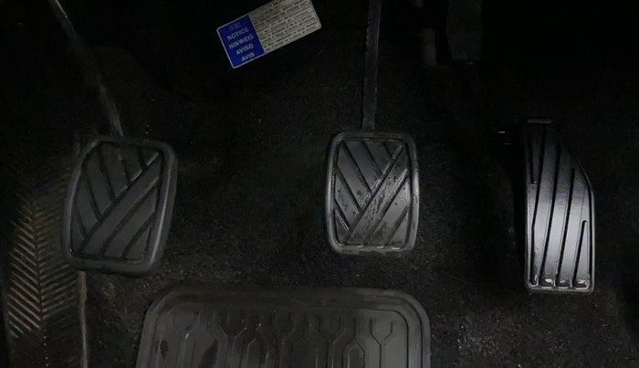 2016 Maruti Baleno DELTA PETROL 1.2, Petrol, Manual, 53,339 km, Pedals
