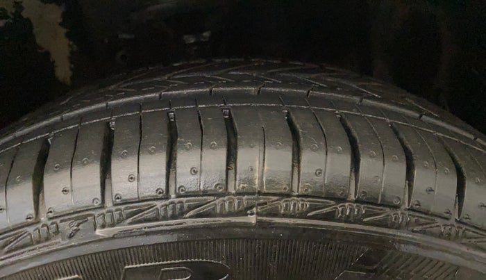 2020 Maruti New Wagon-R ZXI 1.2 AMT, Petrol, Automatic, 35,466 km, Right Front Tyre Tread