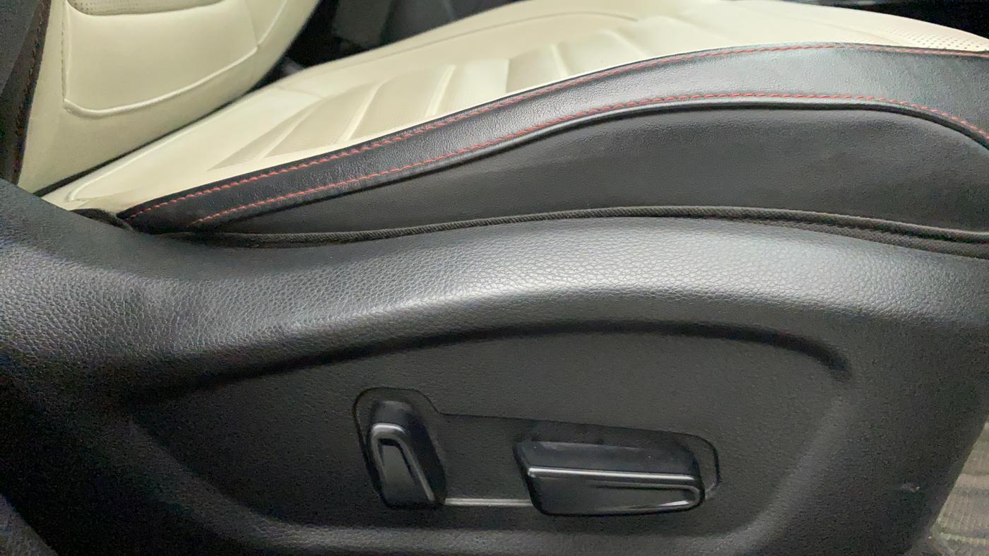 2020 KIA SELTOS 1.4 GTX+ TURBO GDI PETROL AT, Petrol, Automatic, 17,415 km, Driver Side Adjustment Panel