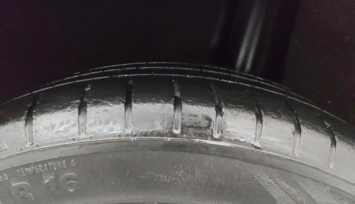 2017 Maruti Baleno ZETA PETROL 1.2, Petrol, Manual, 46,237 km, Left Rear Tyre Tread