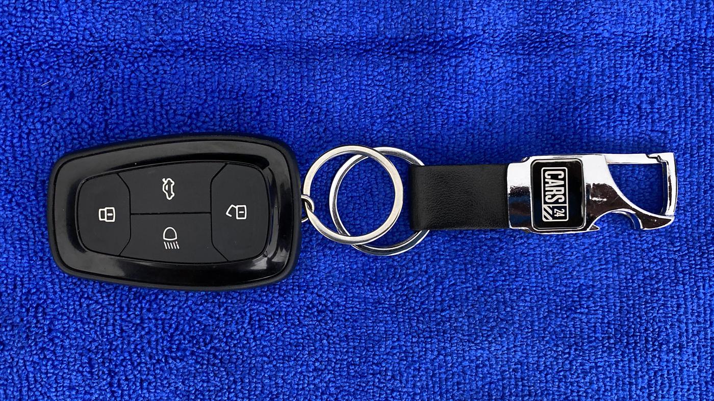 2021 Tata ALTROZ XT 1.2, Petrol, Manual, 19,237 km, Key Close Up