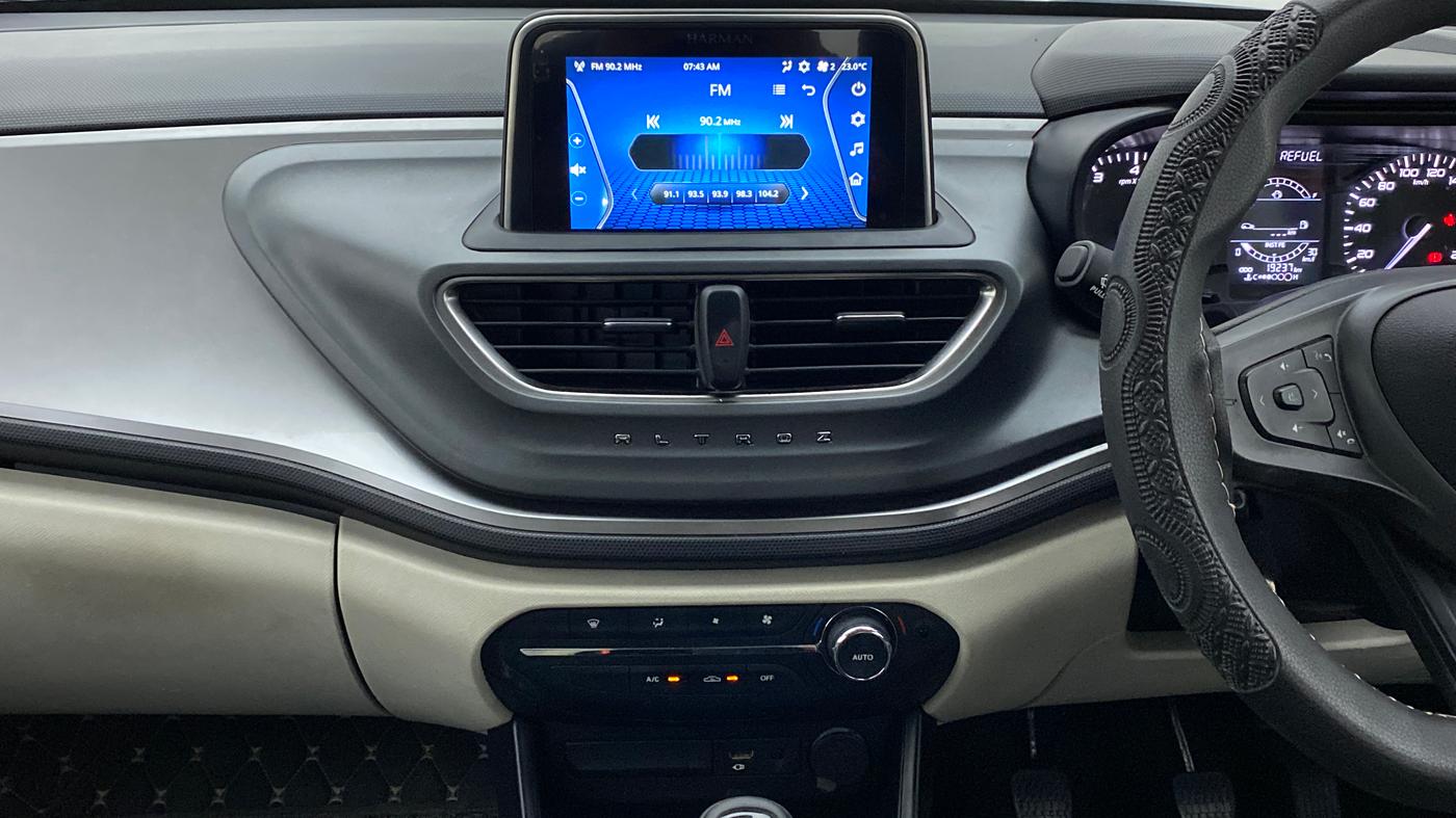 2021 Tata ALTROZ XT 1.2, Petrol, Manual, 19,237 km, Air Conditioner