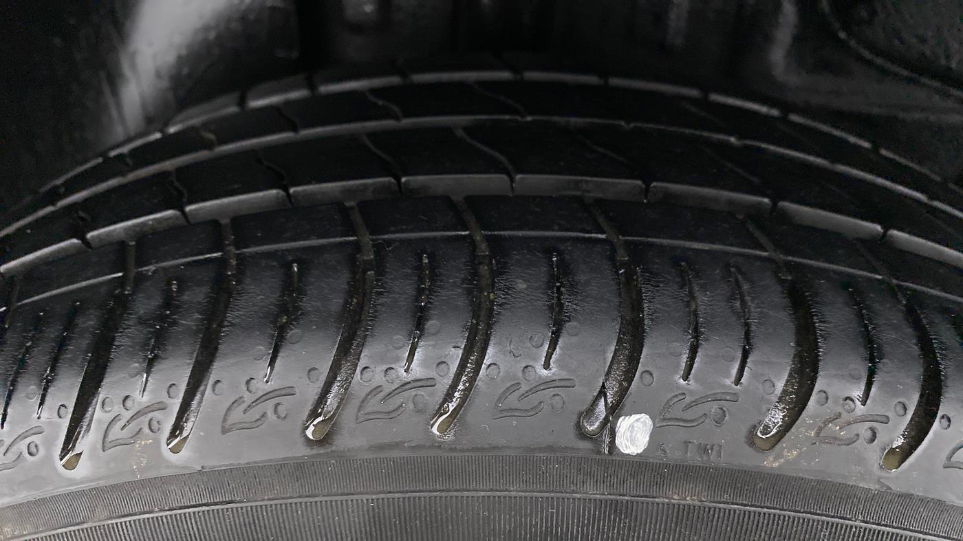 2021 Tata ALTROZ XT 1.2, Petrol, Manual, 19,237 km, Right Rear Tyre Tread