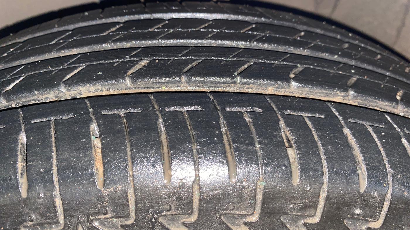 2022 Maruti IGNIS DELTA 1.2, Petrol, Manual, 7,403 km, Left Front Tyre Tread