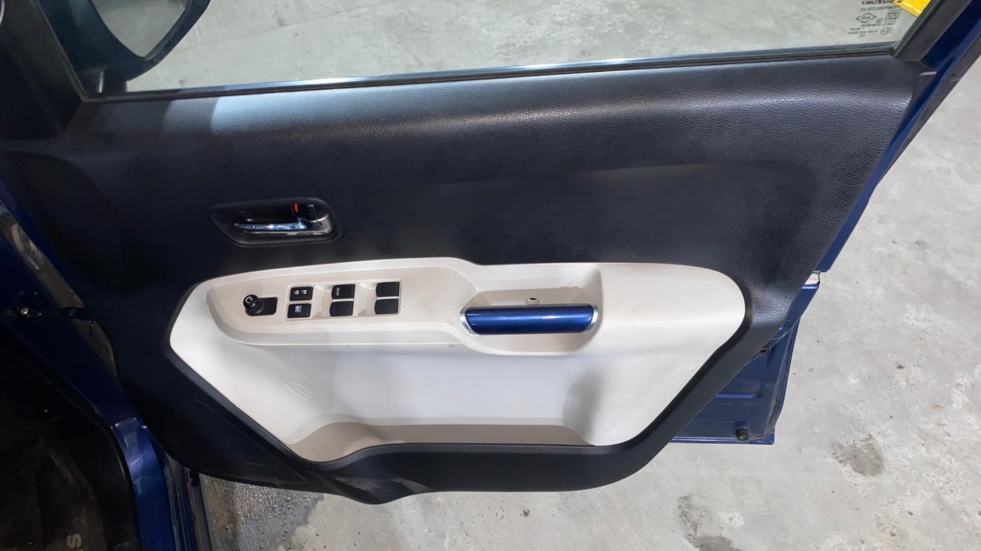 2022 Maruti IGNIS DELTA 1.2, Petrol, Manual, 7,403 km, Driver Side Door Panels Control