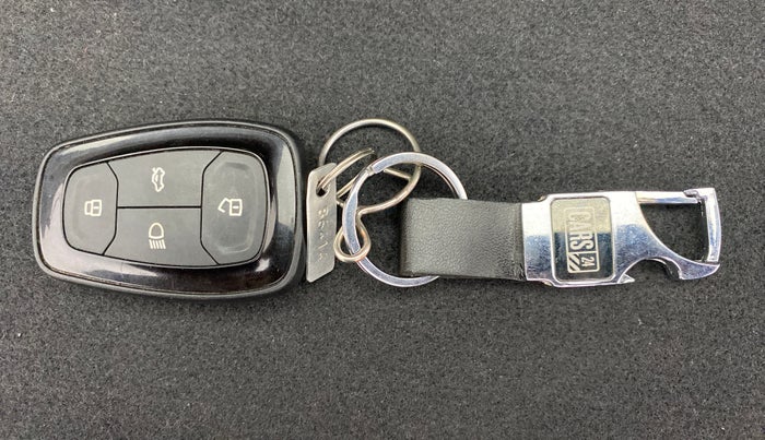 2020 Tata ALTROZ XZ 1.2, Petrol, Manual, 25,373 km, Key Close Up