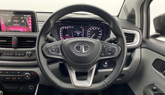 2020 Tata ALTROZ XZ 1.2, Petrol, Manual, 25,373 km, Steering Wheel Close Up
