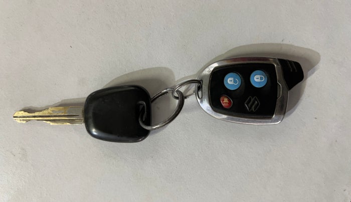 2017 Maruti Alto K10 VXI, Petrol, Manual, 63,504 km, Key Close Up