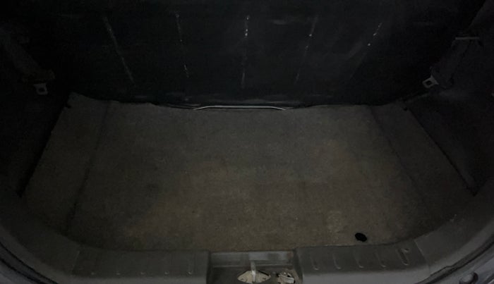 2017 Maruti Alto K10 VXI, Petrol, Manual, 63,504 km, Boot Inside