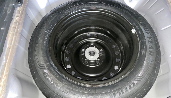 2024 Honda ELEVATE V MT, Petrol, Manual, 5,322 km, Spare Tyre