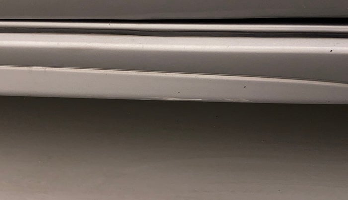2017 Maruti Baleno ZETA CVT PETROL 1.2, Petrol, Automatic, 61,939 km, Right running board - Minor scratches