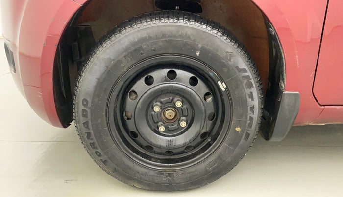 2010 Maruti Ritz VXI, Petrol, Manual, 29,768 km, Left Front Wheel